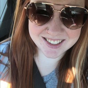 Meet your Posher, Kortney